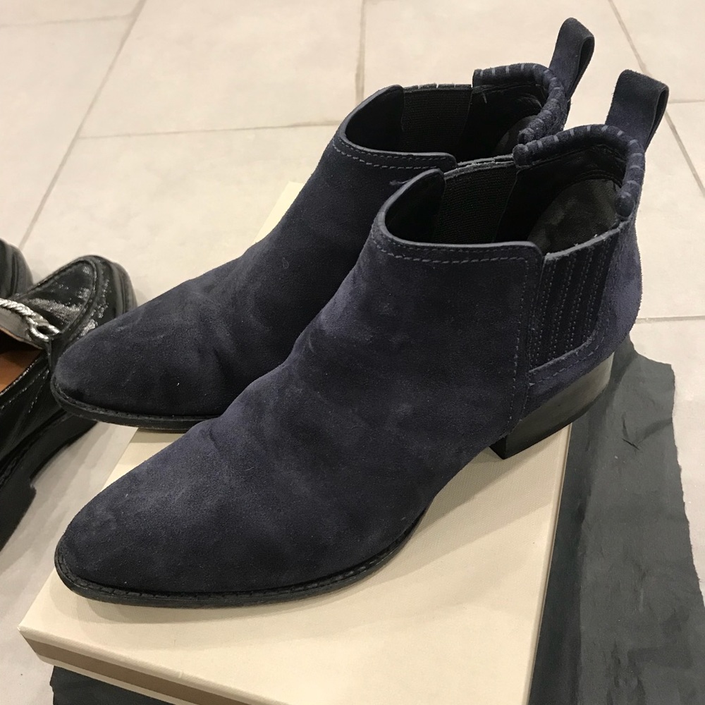 Alexander wang kori suede low heel booties